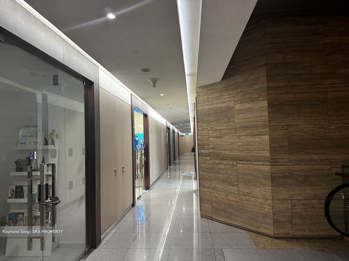 Raffles Place MRT (D1), Office #549145921